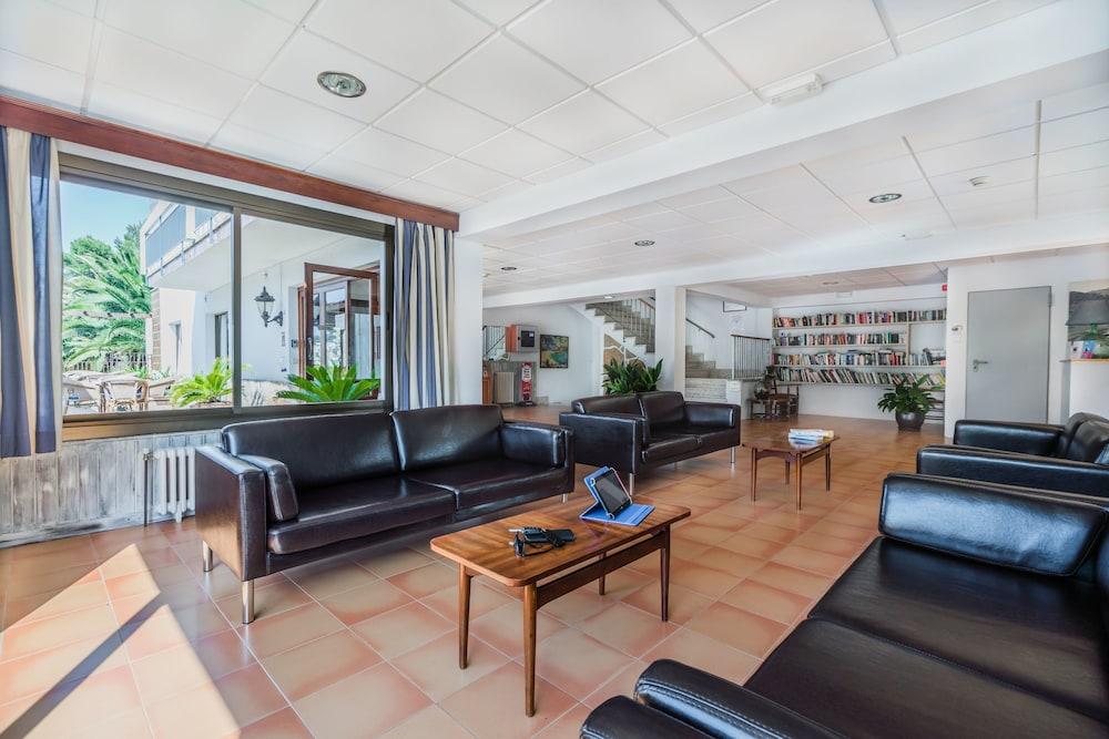 Boutique Hotel Oriola Cala de Sant Vicenc Kültér fotó