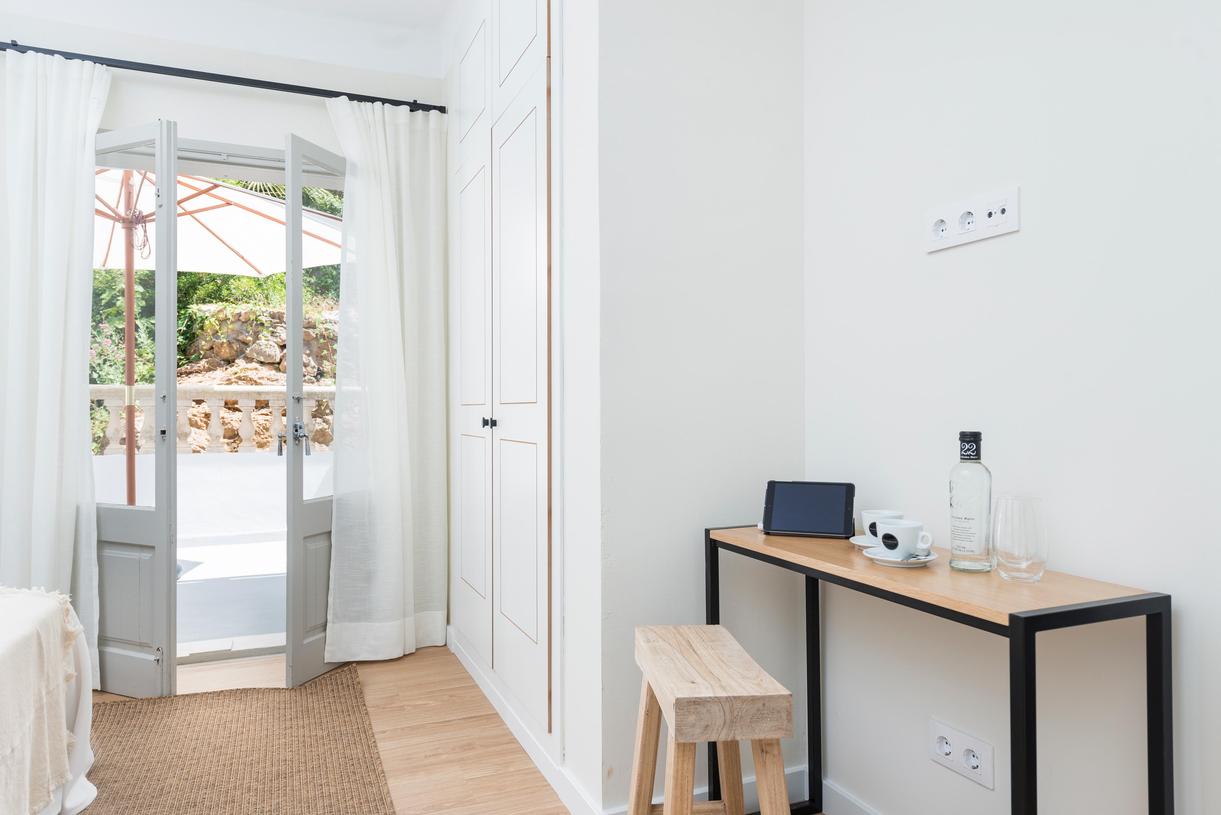 Boutique Hotel Oriola Cala de Sant Vicenc Kültér fotó