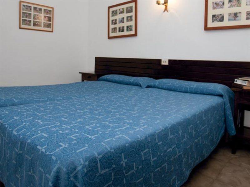 Boutique Hotel Oriola Cala de Sant Vicenc Kültér fotó